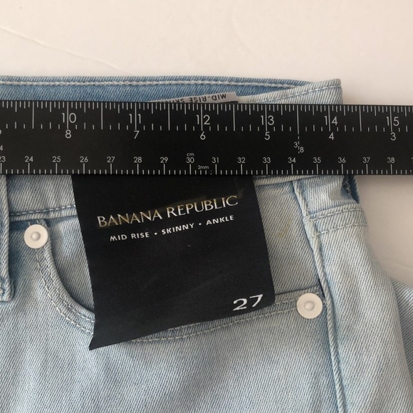 BANANA Republic Women’s Premium Denim Mid Rise Skinny Raw Hem Ankle Jeans Sz 27 - Picture 6 of 8